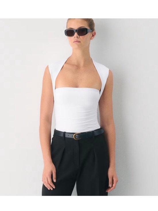 Aritzia Tops - Aritzia Contour Flourish White Tank Top, new without tags